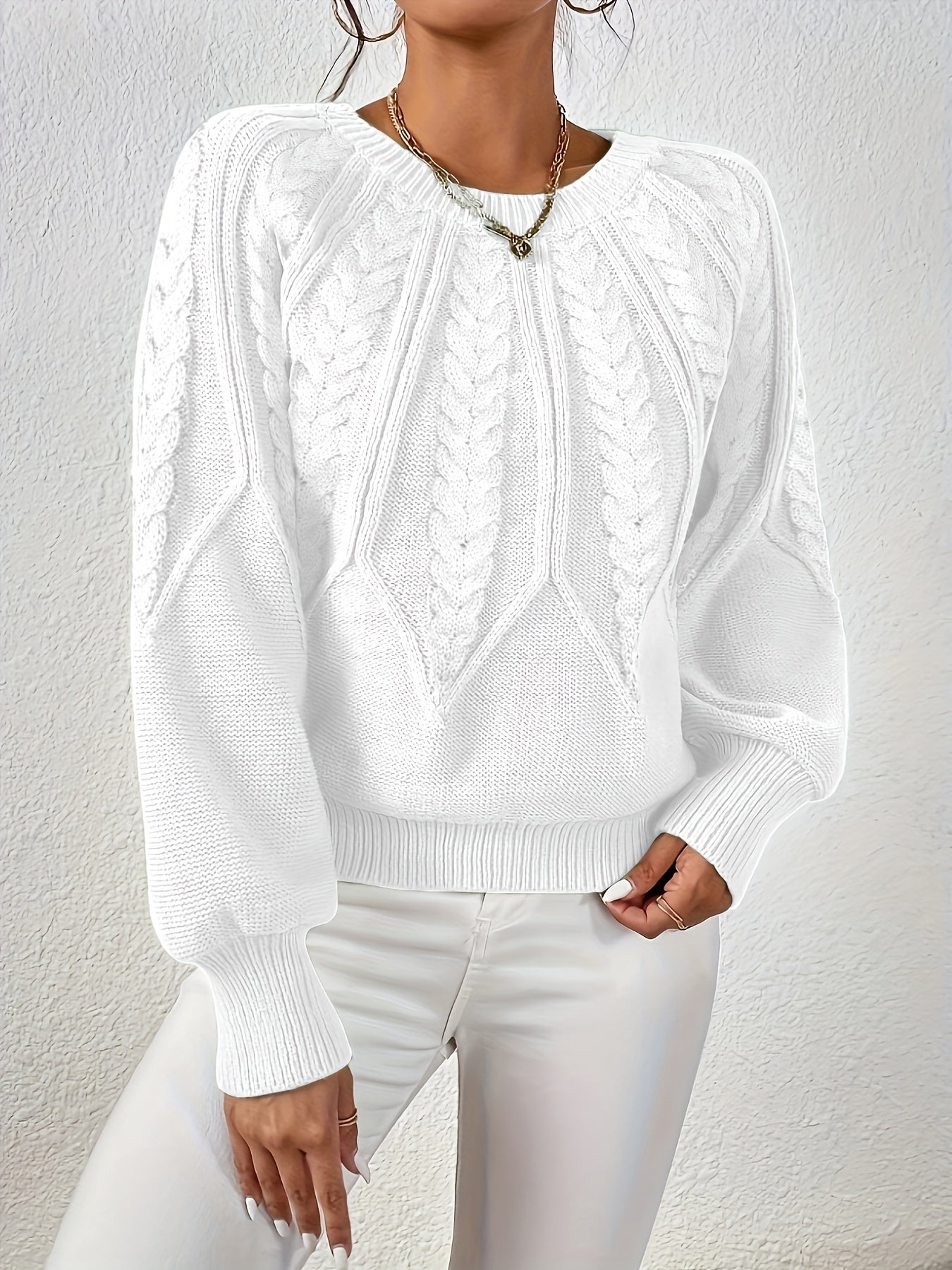 Women's Cable Knit Sweater with Relaxed Fit and Lantern Sleeves for Everyday Wear