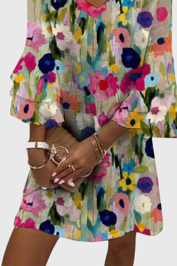 Short floral dress | v-neck mini dress for summer