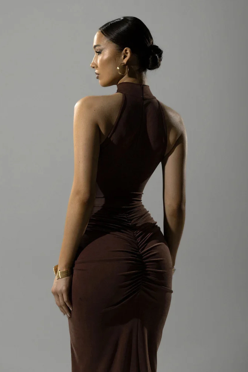 Halter Neck Maxi Dress with Ruched Hip and Front Slit Sleeveless Bodycon Evening Gown