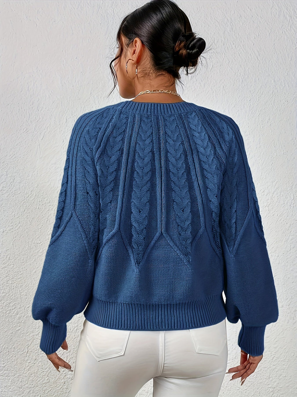 Women's Cable Knit Sweater with Relaxed Fit and Lantern Sleeves for Everyday Wear