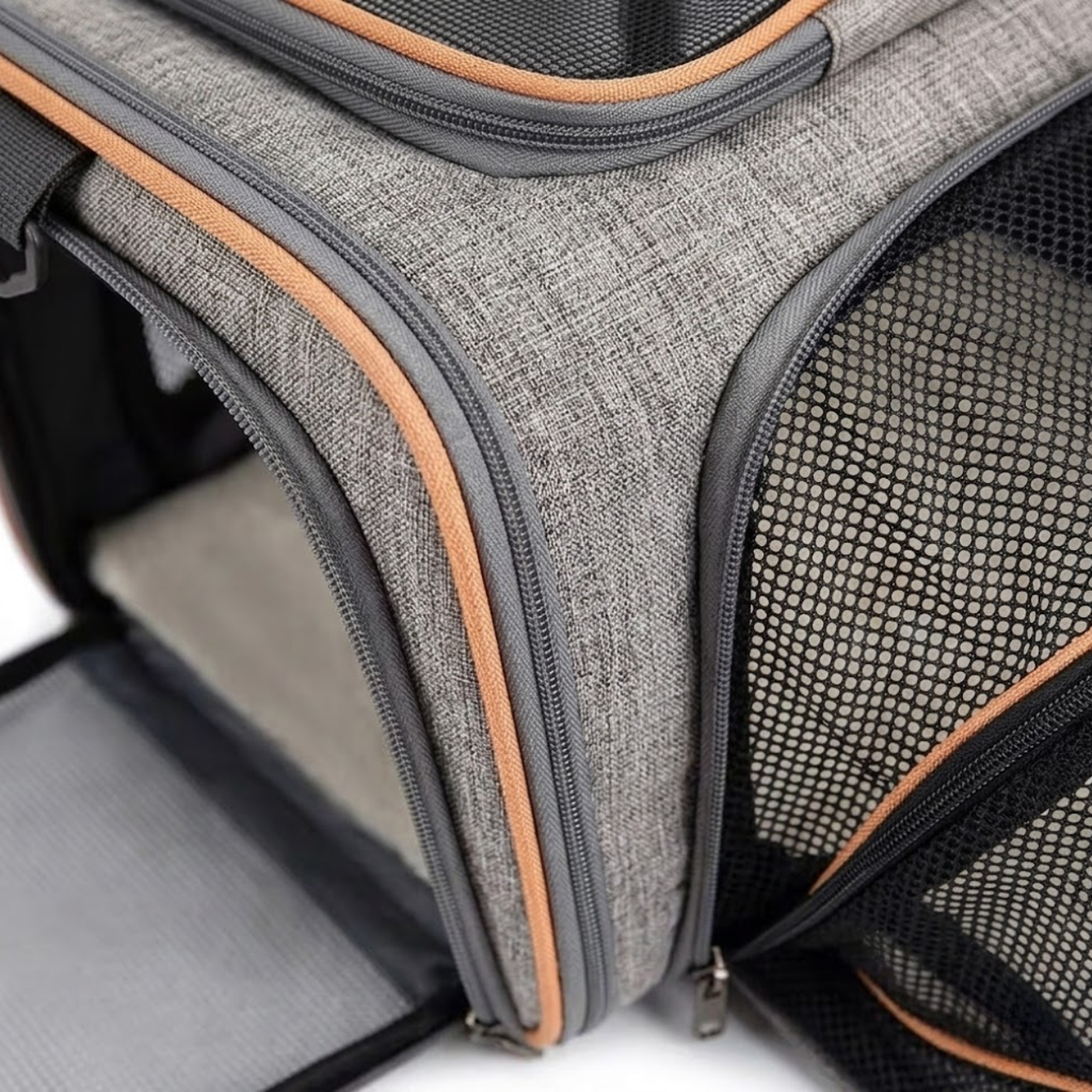 Expandable Soft-Sided Pet Carrier with Breathable Mesh for Small Dogs and Cats