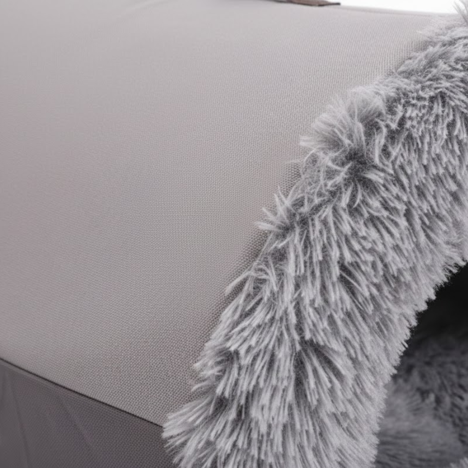 Winter Plush Cat Bed Dog Kennel Warm Cat House Villa