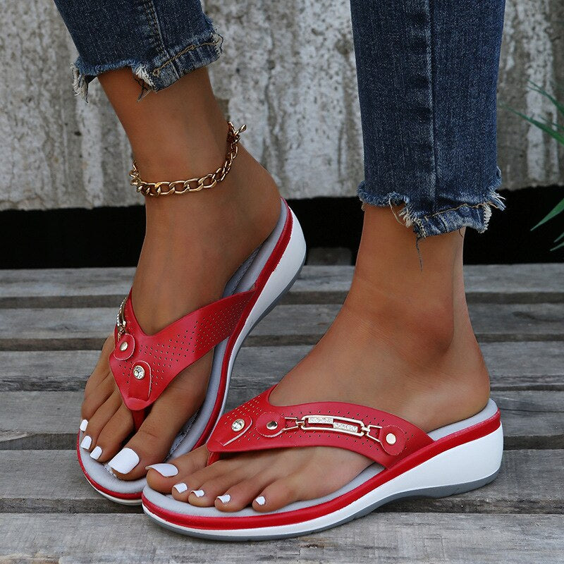 Women's flip flop sandals — cushioned sole with decorative strap for casual daily