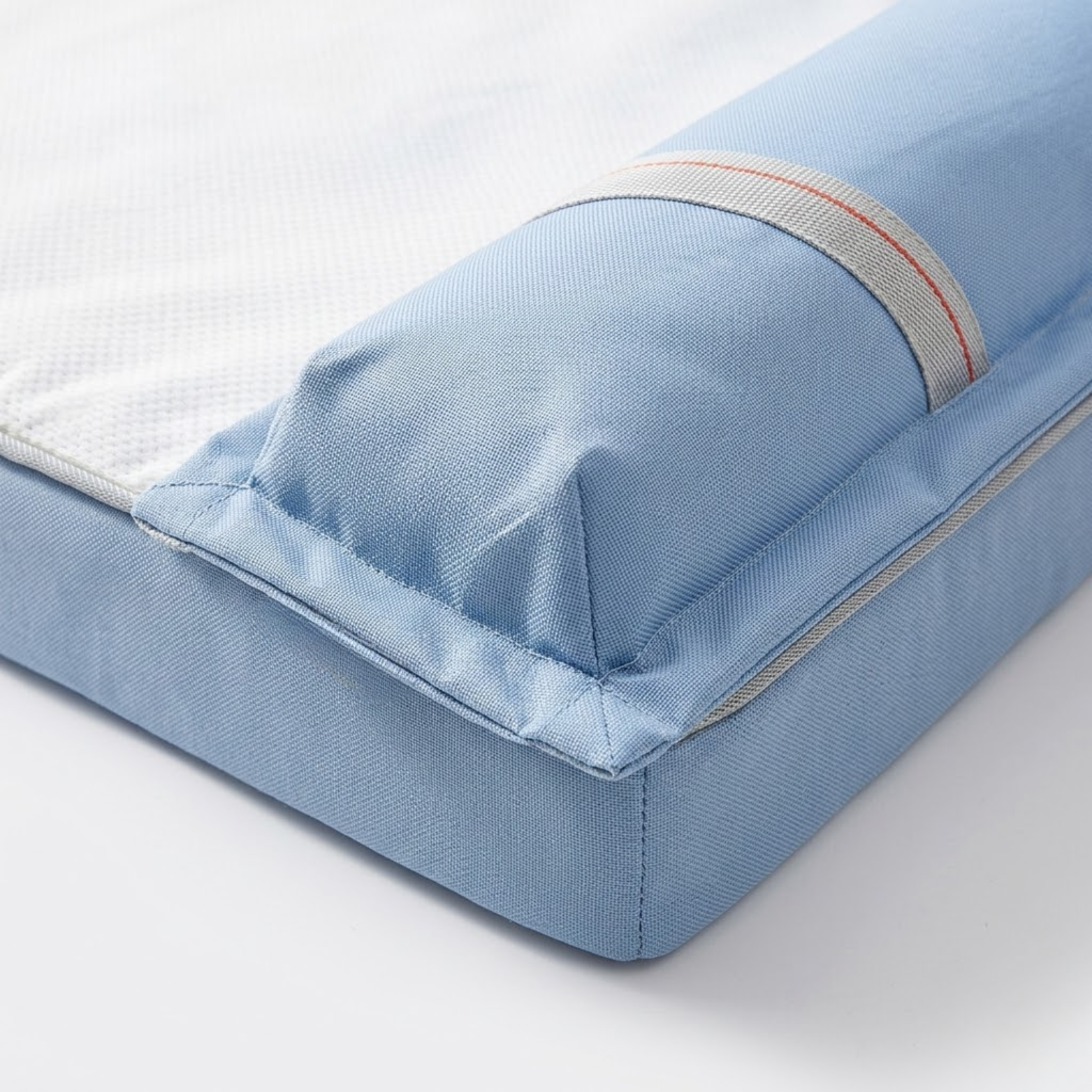 Memory Foam Dog Bed with Heat Dissipation Taffeta Cover and Removable Cooling Pillow