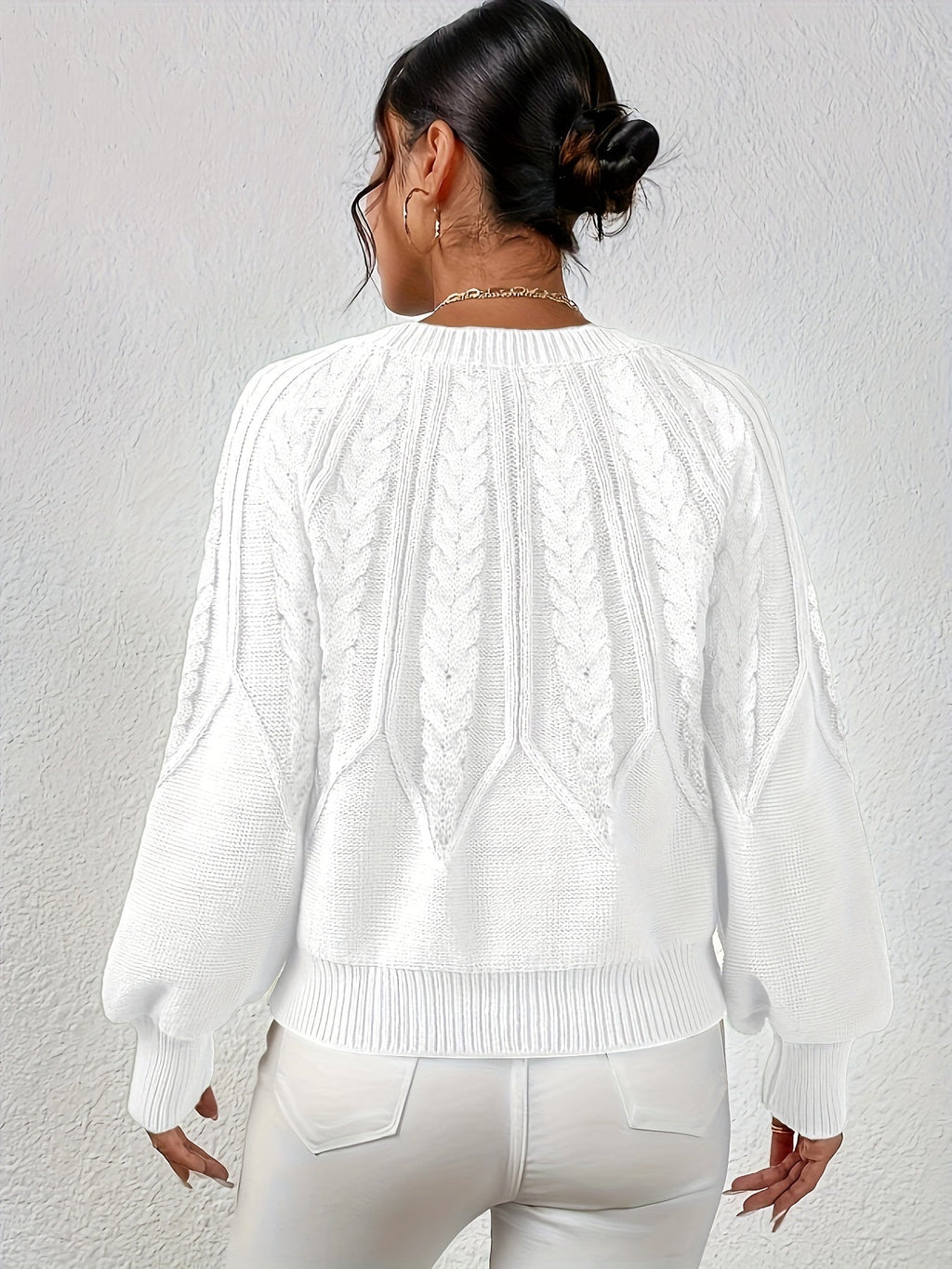 Women's Cable Knit Sweater with Relaxed Fit and Lantern Sleeves for Everyday Wear
