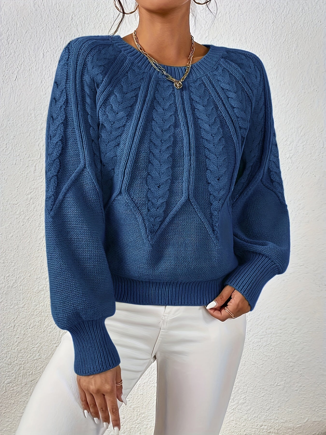 Women's Cable Knit Sweater with Relaxed Fit and Lantern Sleeves for Everyday Wear