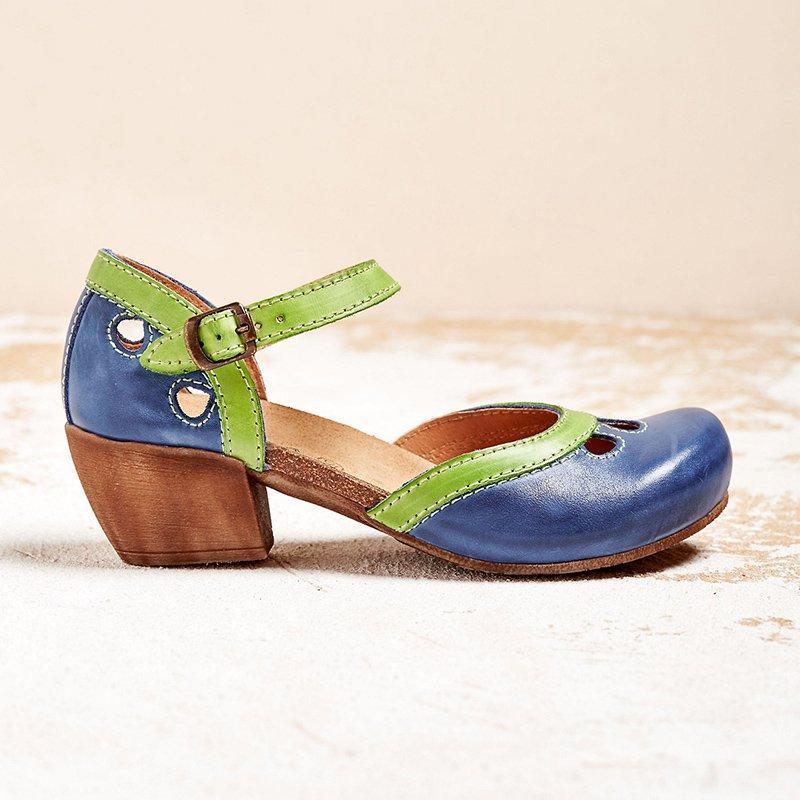 Women's sandals - low heel adjustable strap morning strolls