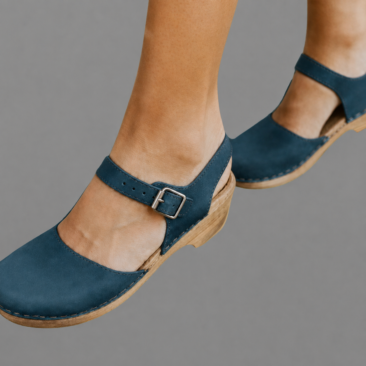 Women’s platform sandals for women — closed-toe summer footwear