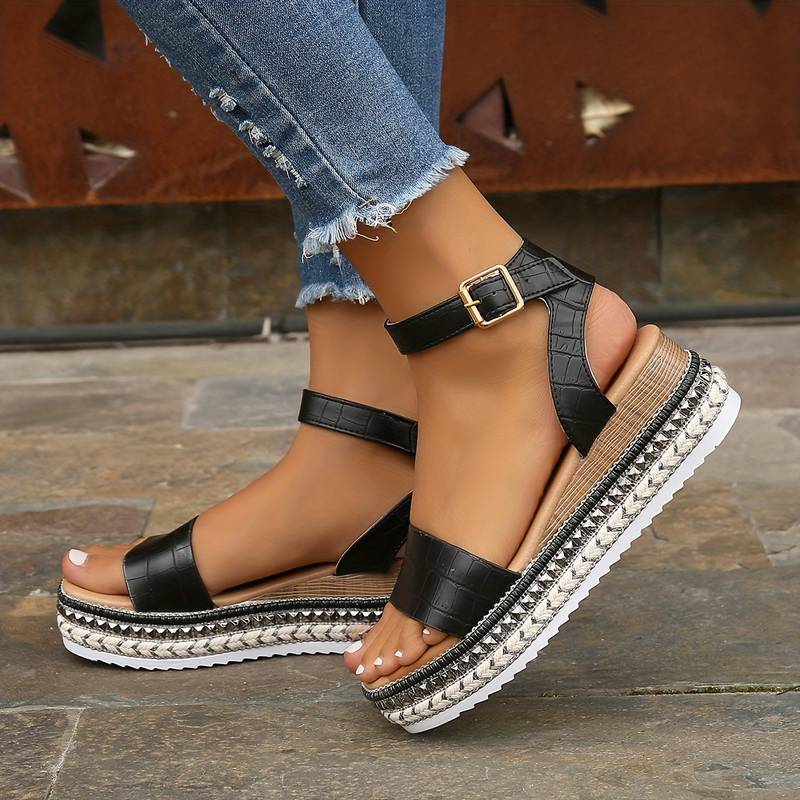 Women's Platform Sandals Buckle Ankle Strap Open Toe Textured Sole Casual Shoes