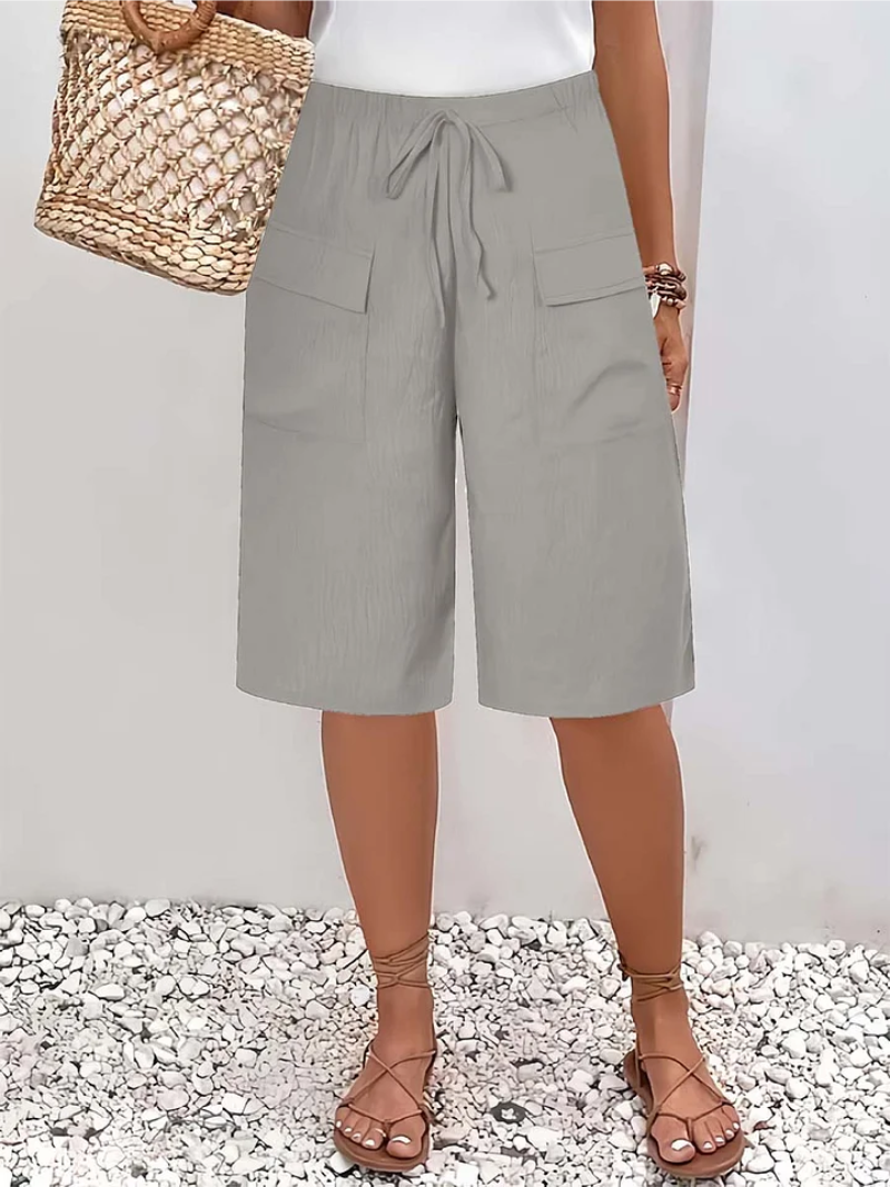 Women's utility shorts with elastic waist drawstring