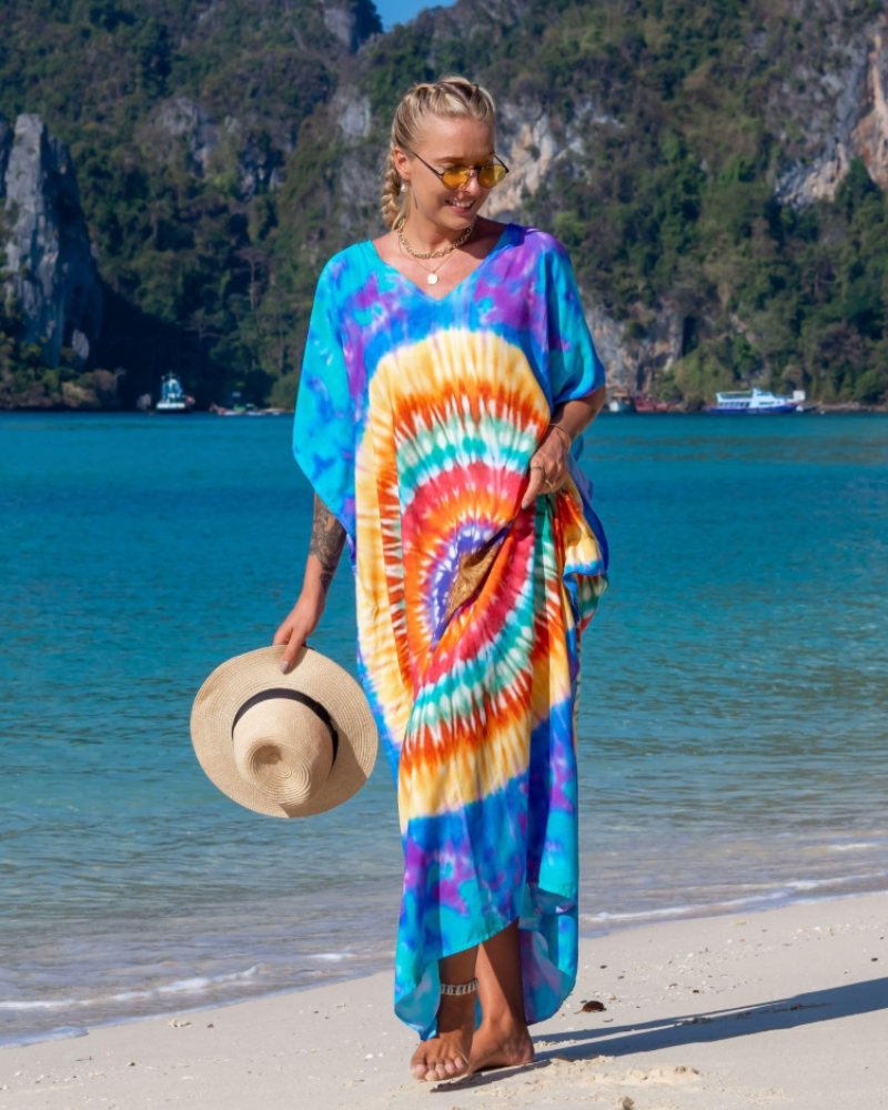 Women's plus-size kimono kaftan — loose fit — beach vacation