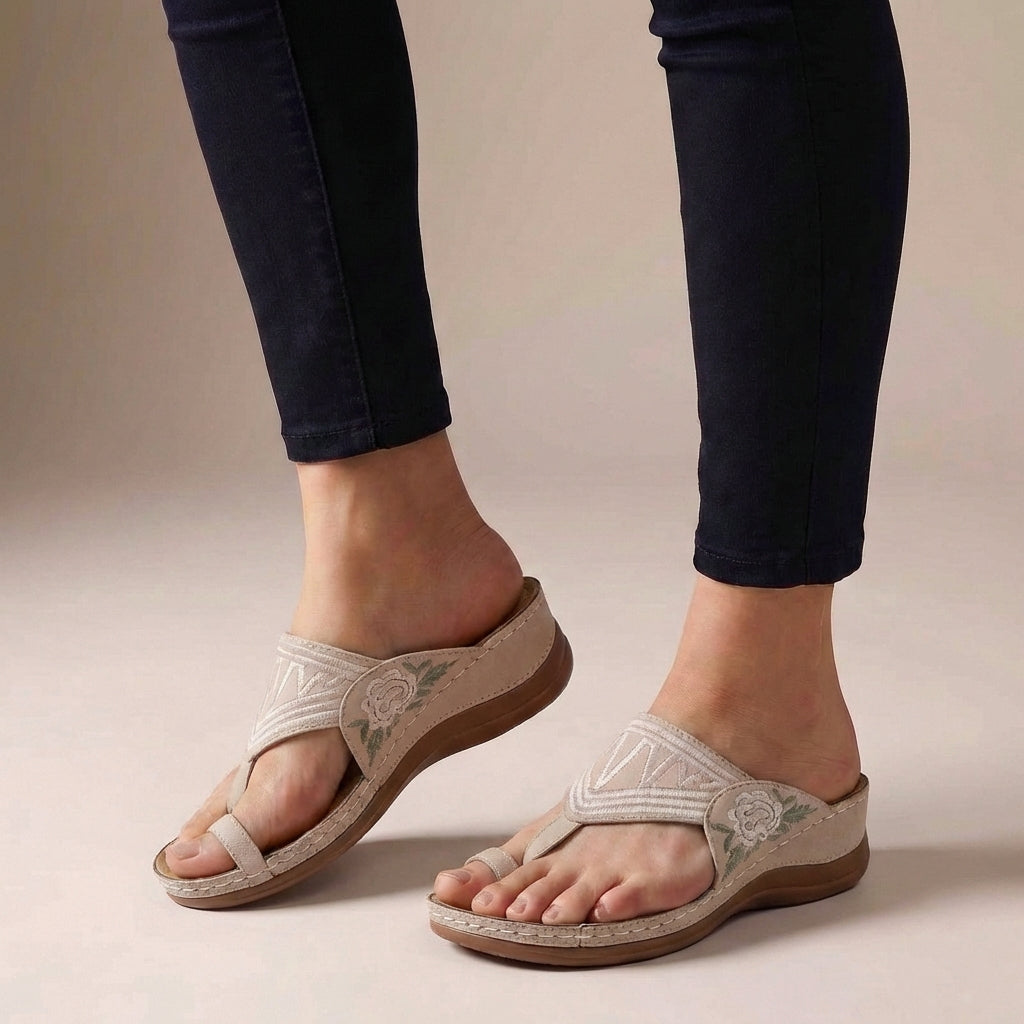 Women's Floral Embroidered Wedge Sandals Open Toe Thong Platform Walking Shoes