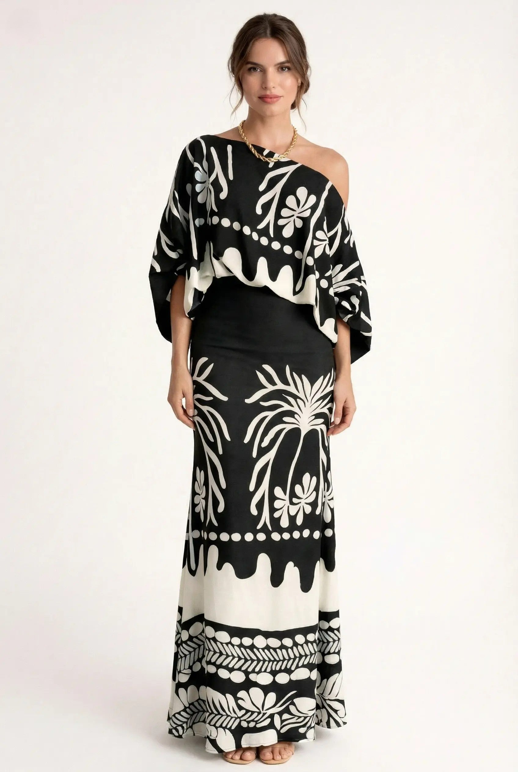 Maxi skirt with printed blouse set — women — summer vacation