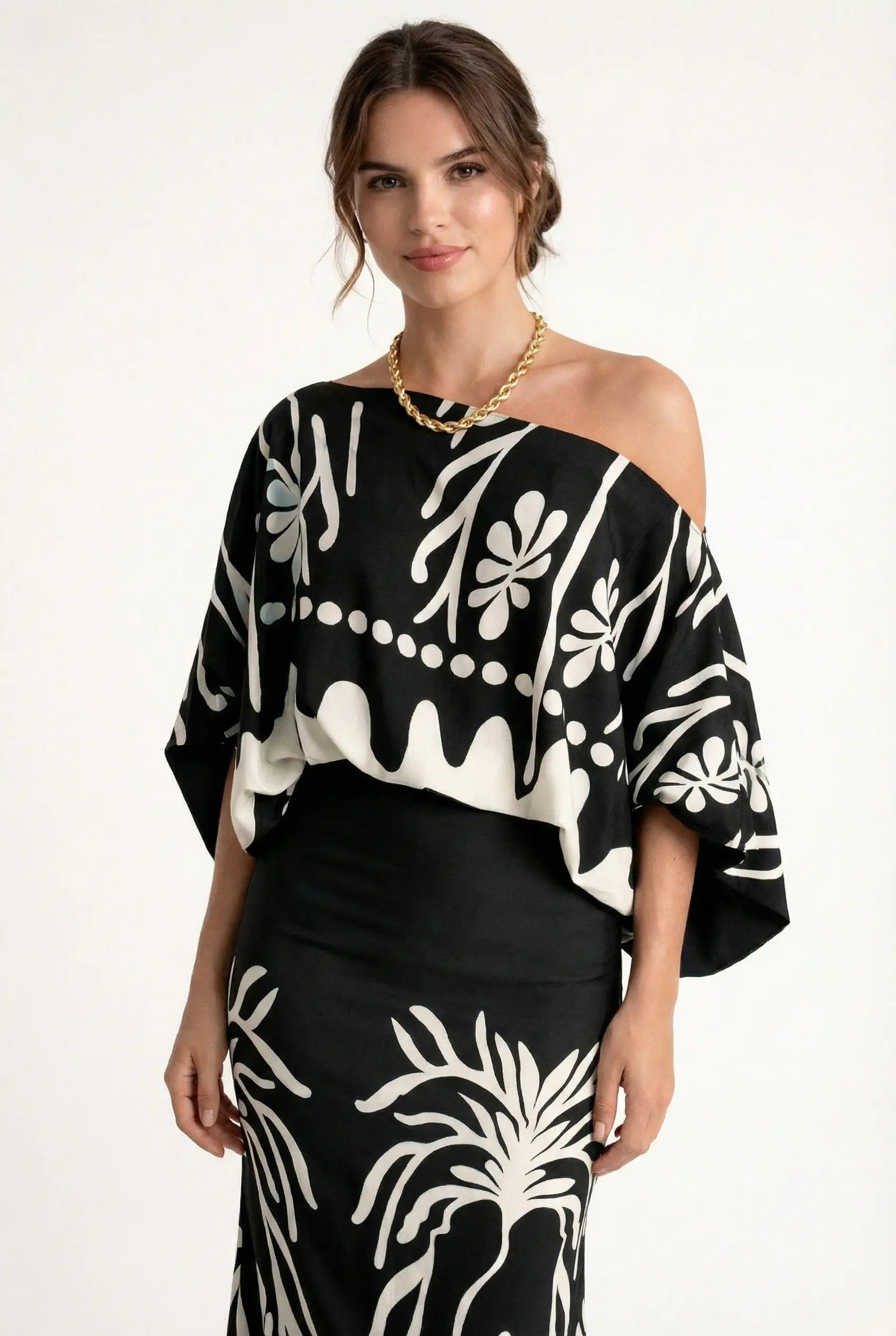 Maxi skirt with printed blouse set — women — summer vacation