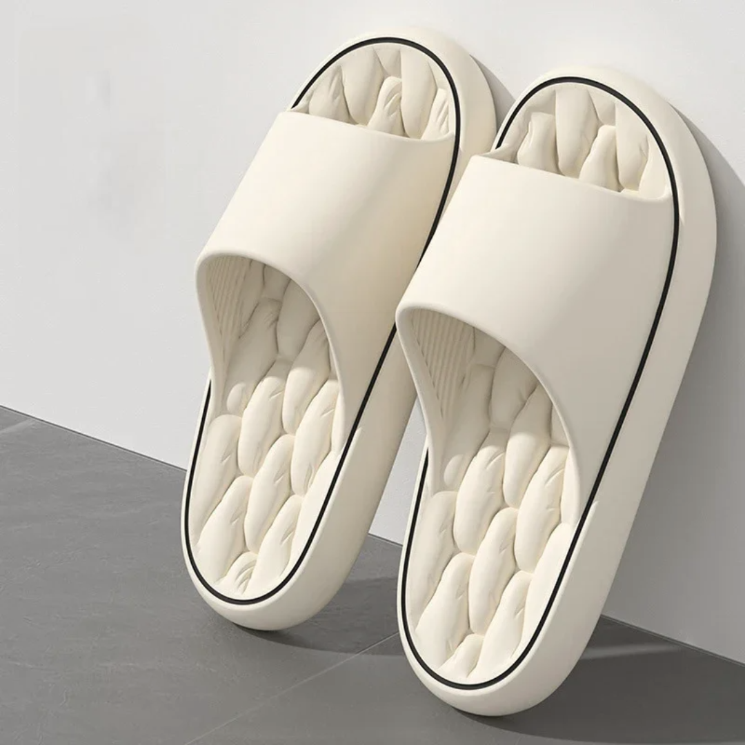 Pillow slides — cushioned rubber sole — casual summer slip-on