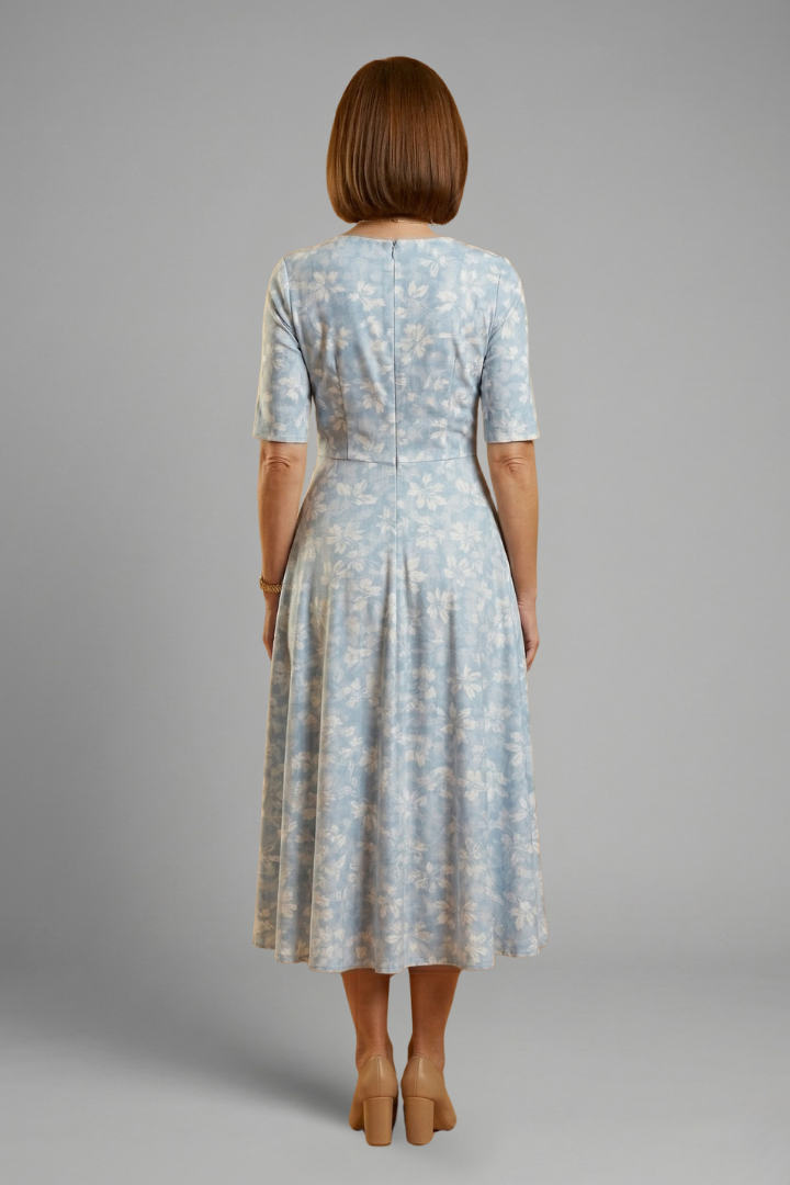 Women's V-neck dress - straight short sleeve relaxed waist midi dress for travel