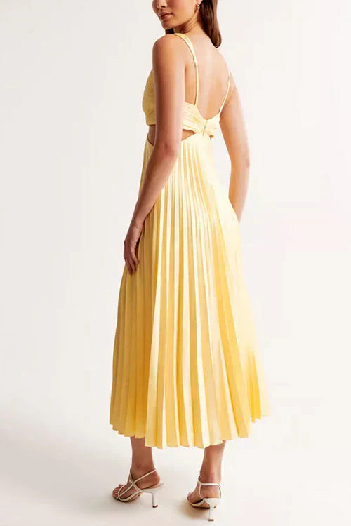 Women's maxi dress - sleeveless pleated silhouette wedding guest