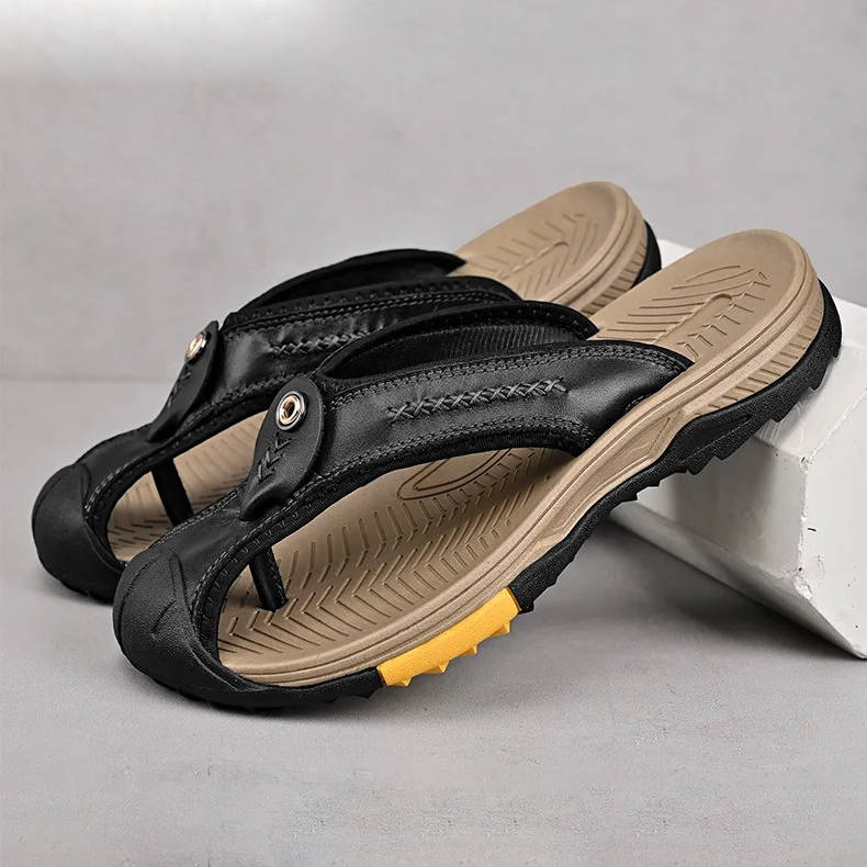 Men's Flip Flops Closed Toe Water Resistant Leather Sandals Non Slip Rubber Sole