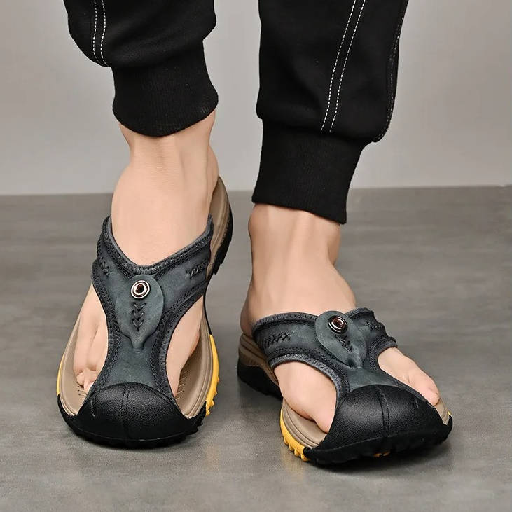 Men's Flip Flops Closed Toe Water Resistant Leather Sandals Non Slip Rubber Sole