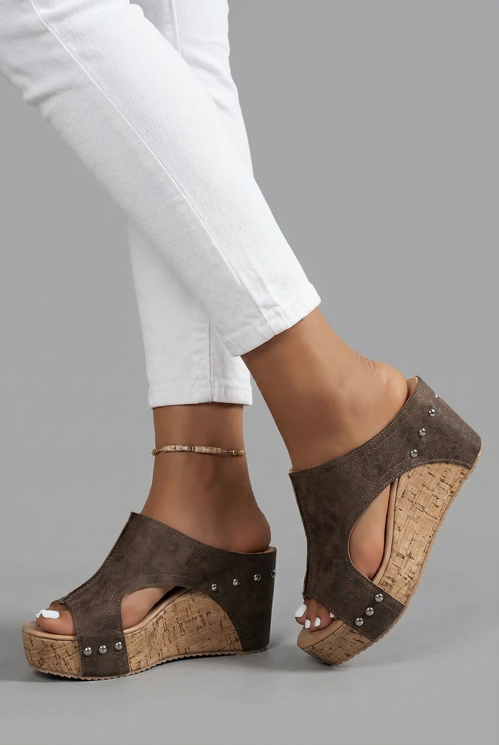 Women's Elegant Platform Wedge Sandals Retro Slip On Open Toe Cushioned Shoes