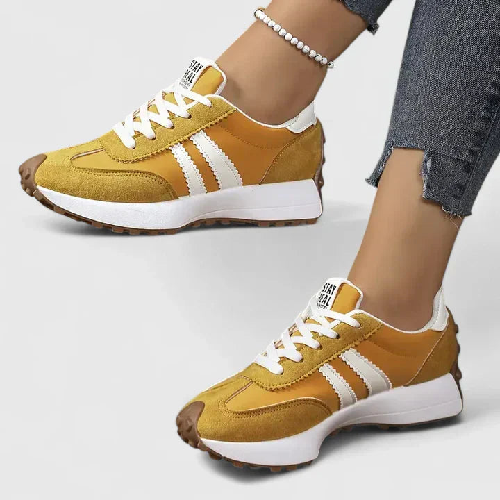 Women's running shoes — chunky sole lace-ups | sporty gym wear