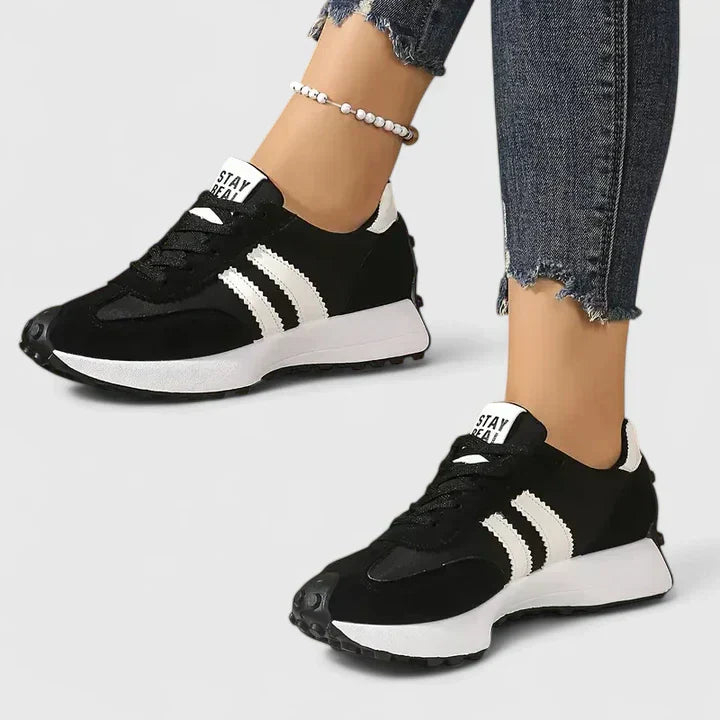 Women's running shoes — chunky sole lace-ups | sporty gym wear