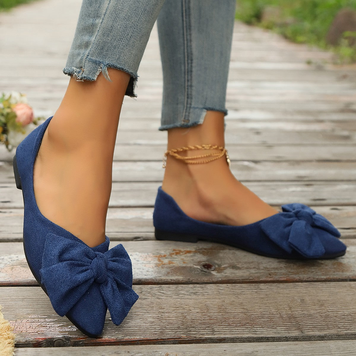 Women's Bow Detail Pointed Toe Ballet Flats
