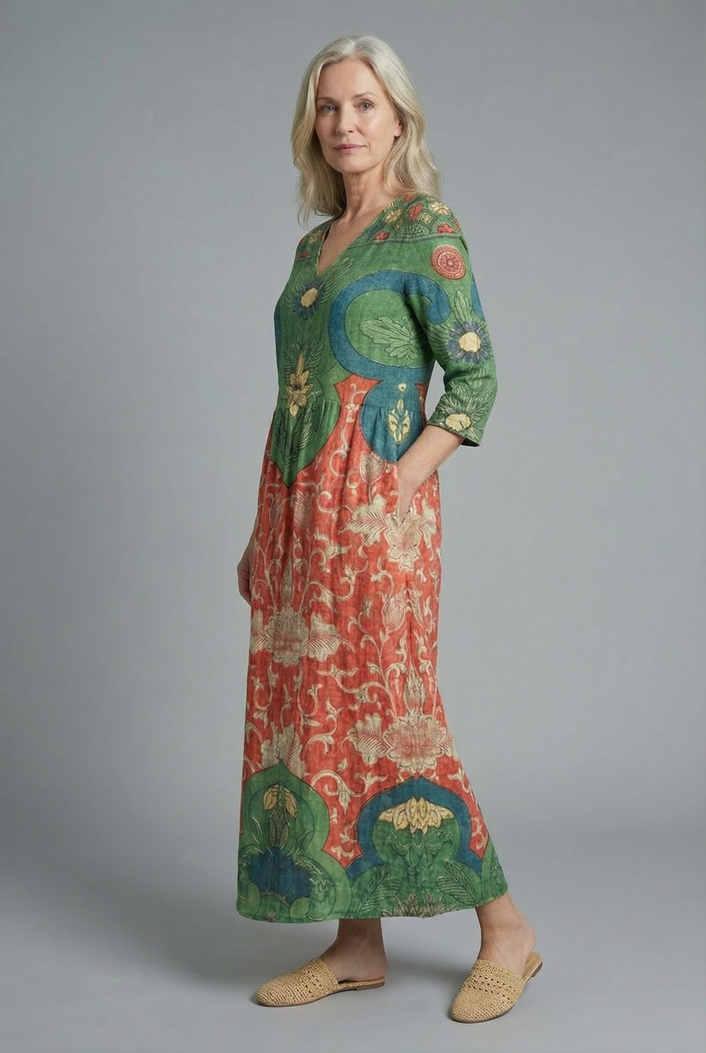 Boho Maxi Dress with V-Neck Floral Print and Three-Quarter Sleeves