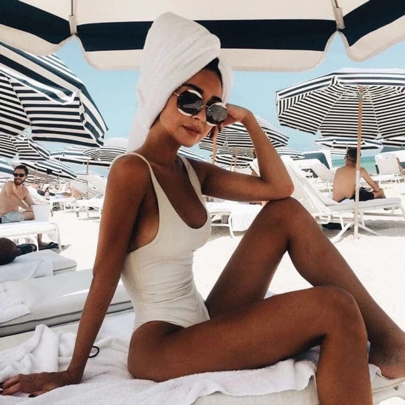 Scoop Neck Open Back One Piece Swimsuit